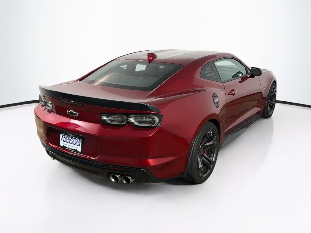Used 2023 Chevrolet Camaro SS RWD image 5