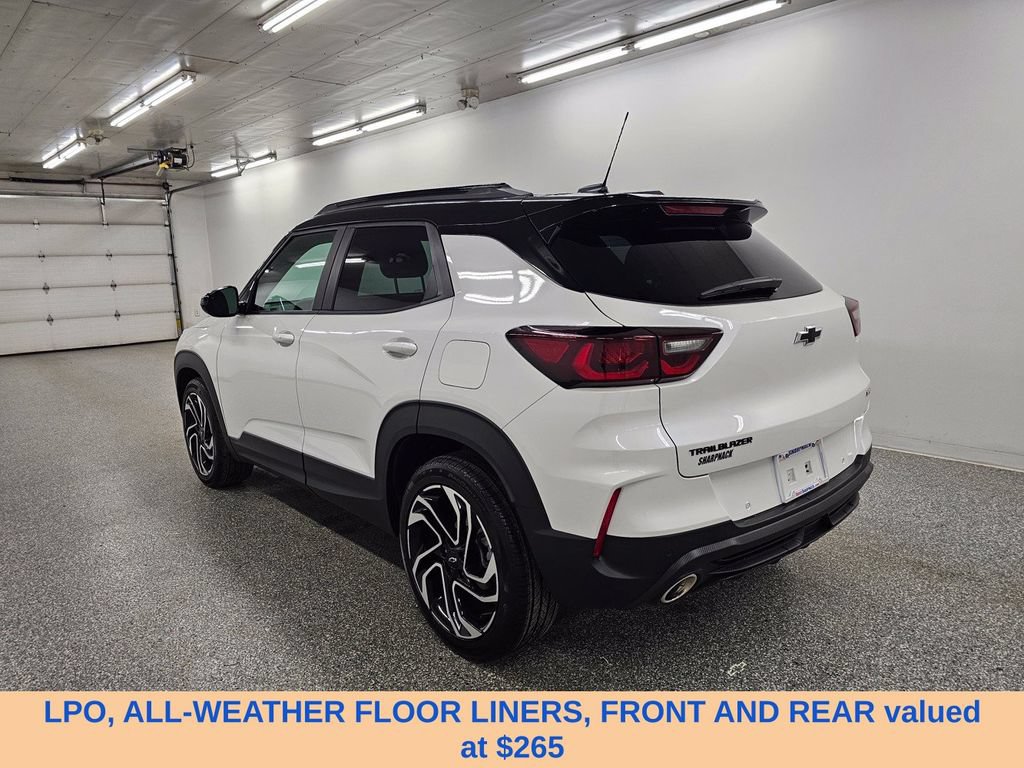 Used 2026 Chevrolet TrailBlazer RS w/ Convenience Package FWD image 7