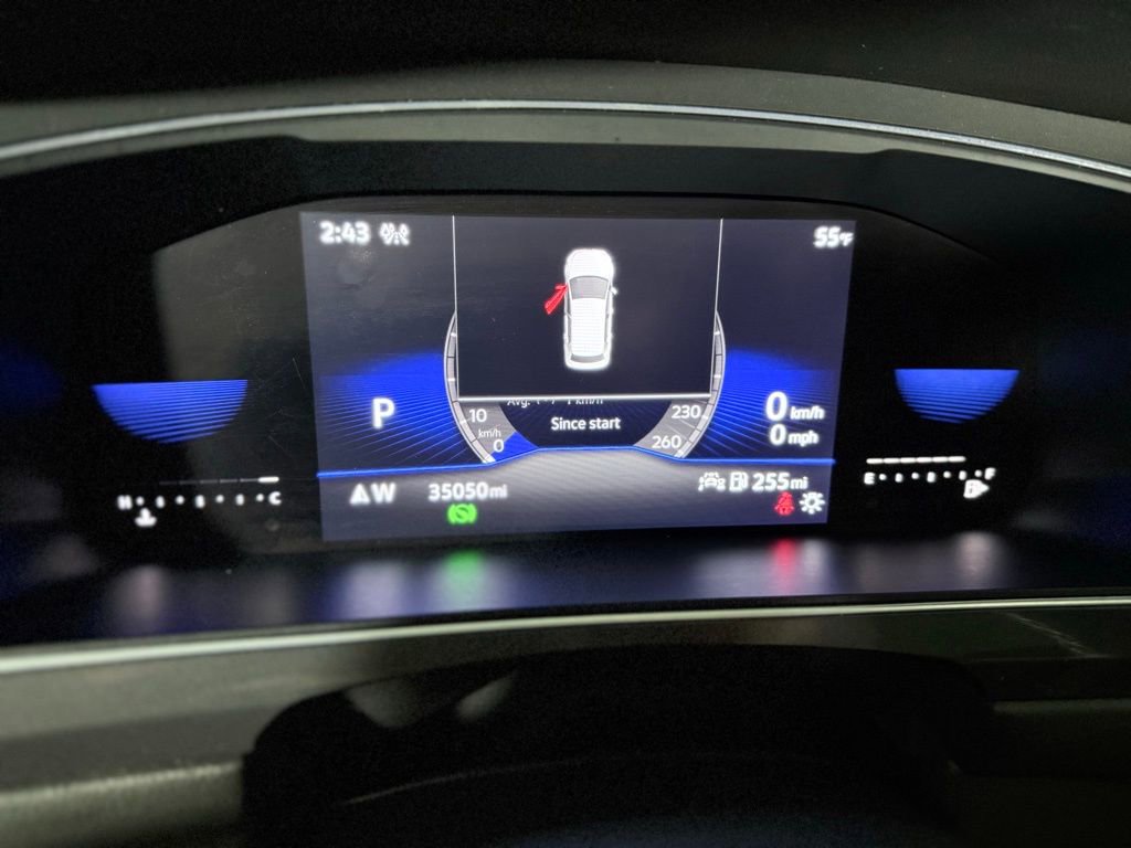 Used 2022 Volkswagen Tiguan SE image 13