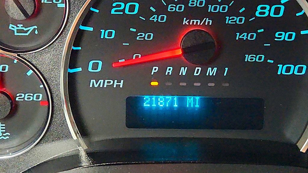Used 2025 GMC Savana 3500 Extended RWD image 14