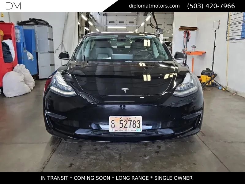 Used 2018 Tesla Model 3 Long Range RWD image 2