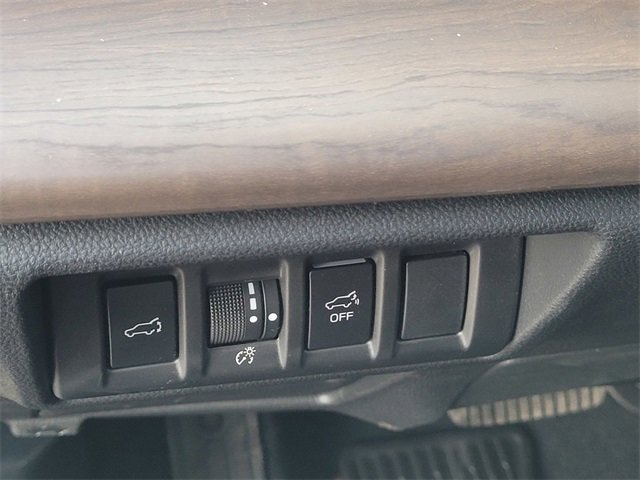 Used 2025 Subaru Outback Touring XT w/ Tech Package 2 image 17