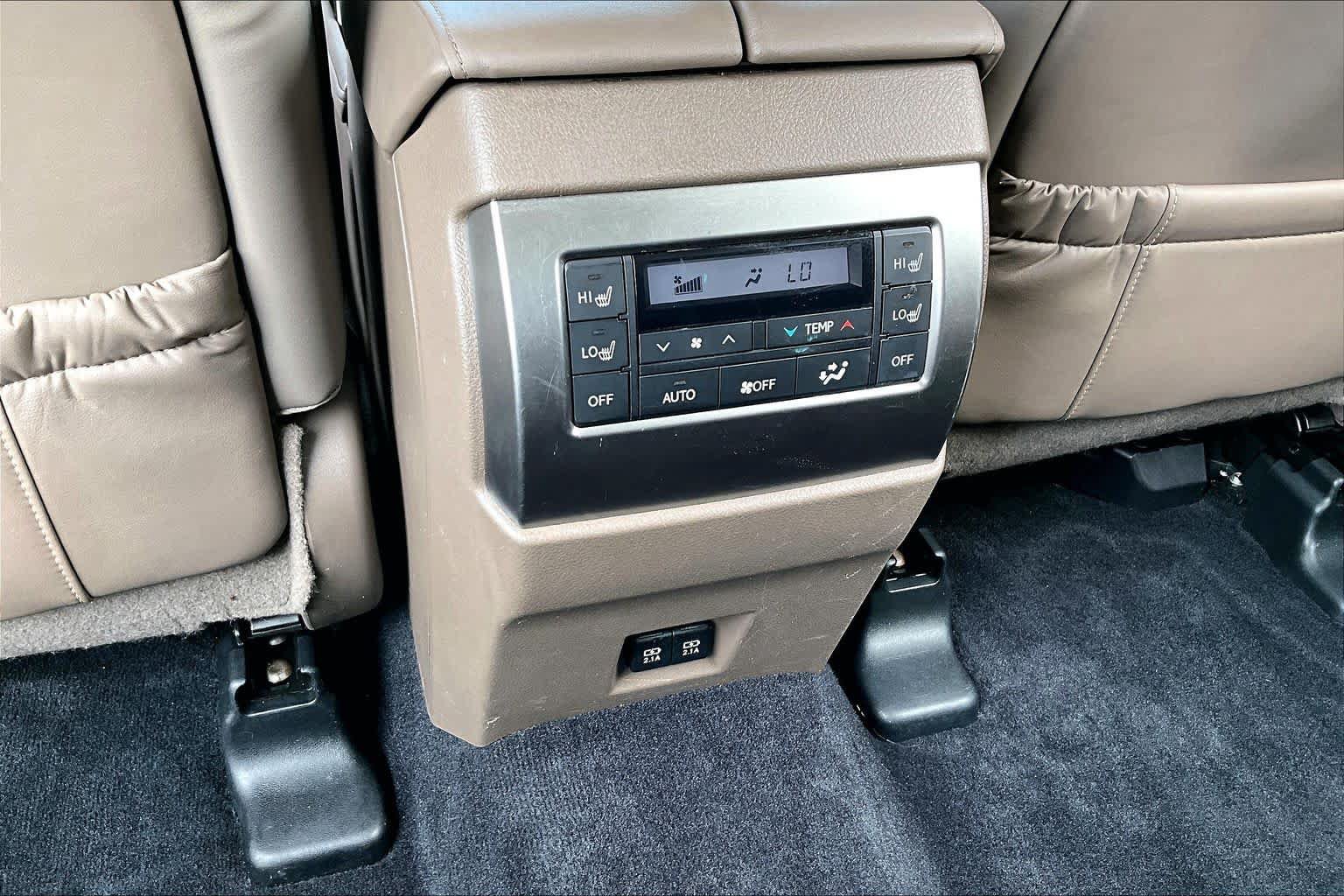 Used 2022 Lexus GX 460 Premium w/ Premium Plus Package AWD/4WD image 33
