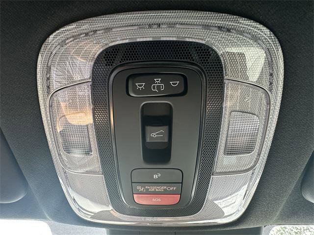 New 2025 Hyundai Elantra Limited image 29