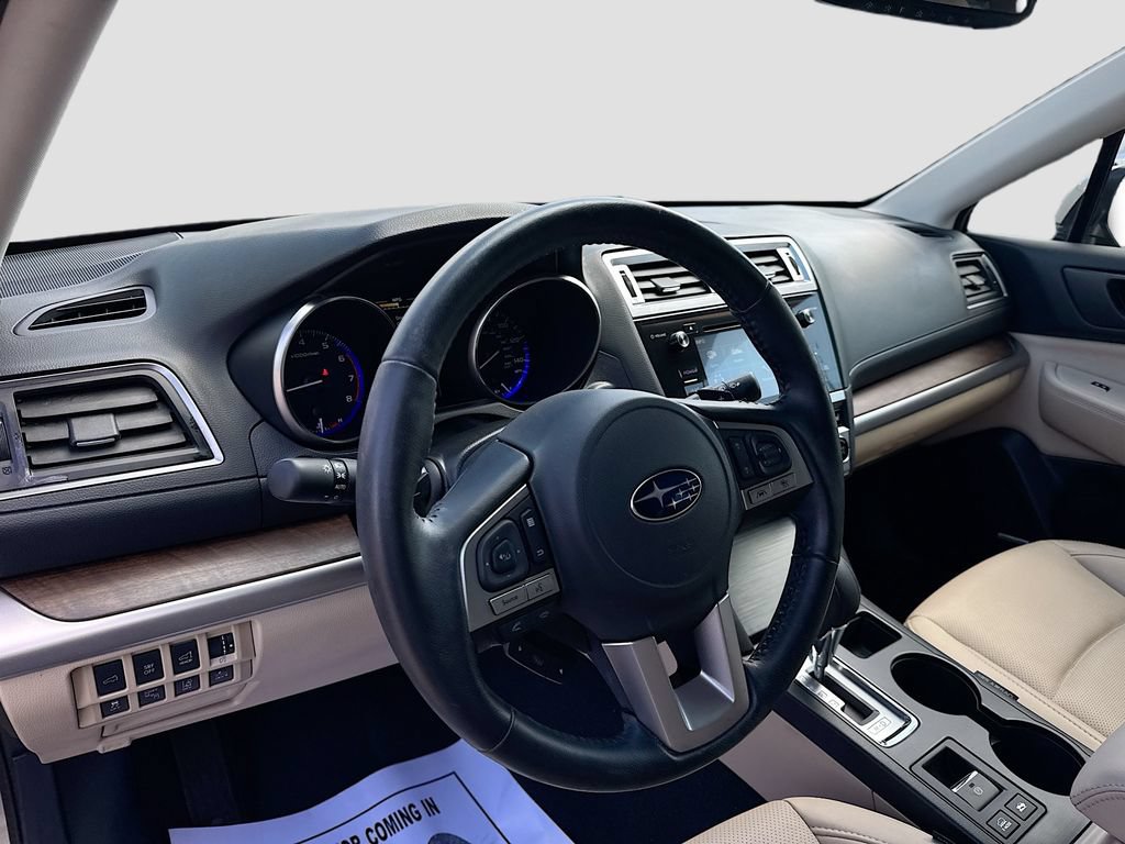 Used 2016 Subaru Outback 2.5i Limited AWD/4WD image 9