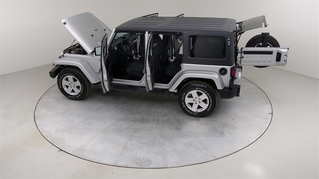 Used 2012 Jeep Wrangler Unlimited Sahara w/ Dual Top Group image 49