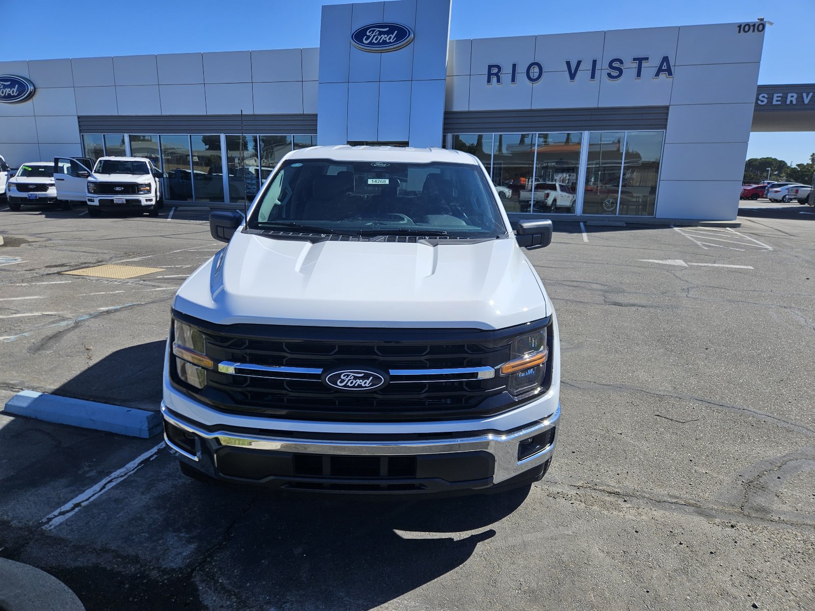 New 2026 Ford F150 XLT w/ XLT Chrome Appearance Package RWD image 9