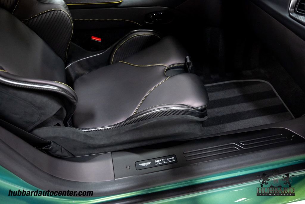 Used 2023 Aston Martin DBS Coupe image 28