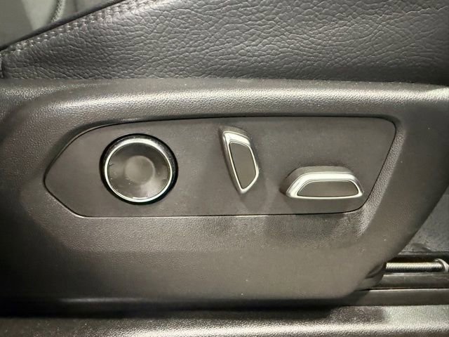 Used 2025 GMC Yukon Denali image 26