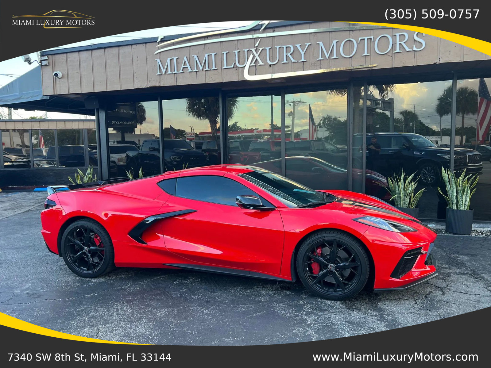 Used 2020 Chevrolet Corvette Stingray Preferred Cpe w/ 2LT Preferred Equipment Group image 2