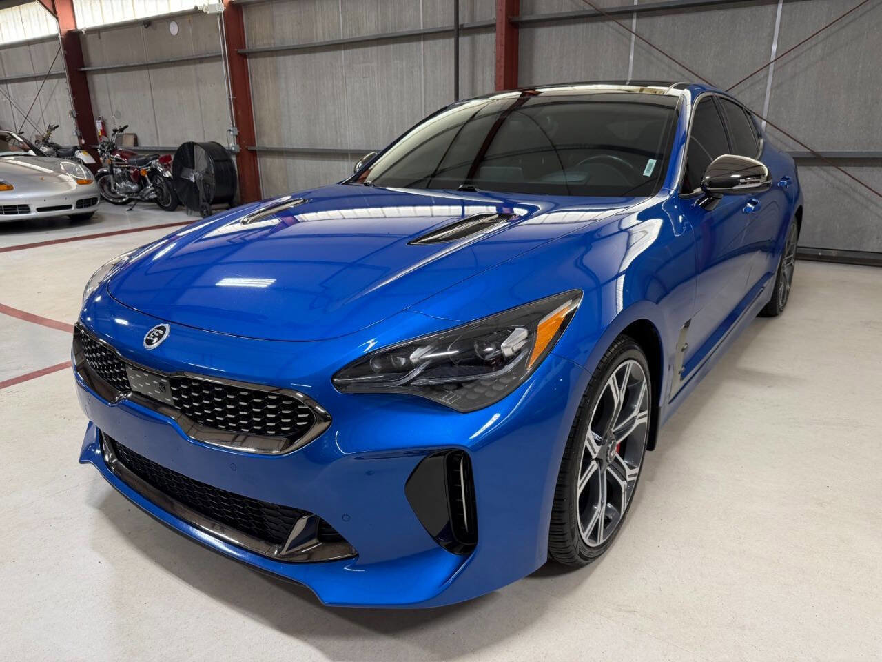 Used 2021 Kia Stinger GT2 image 15