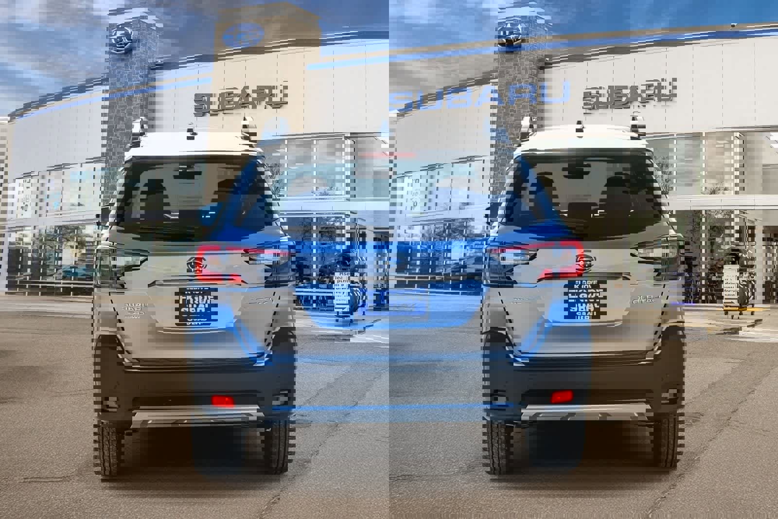 New 2025 Subaru Outback Limited image 3