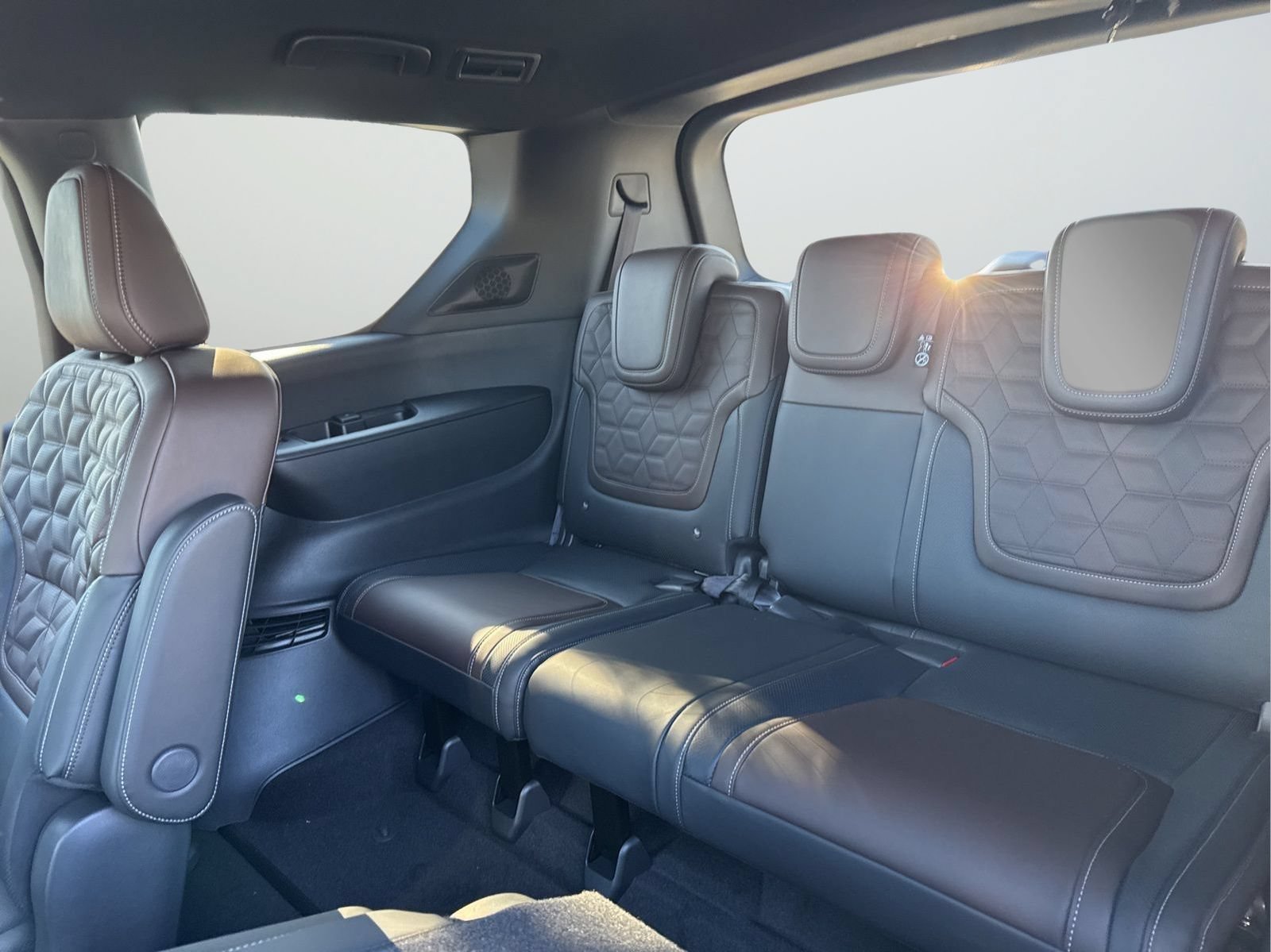 New 2026 Nissan Armada Platinum AWD/4WD image 31