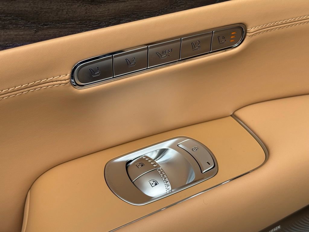 New 2026 Genesis G90 3.5T image 23