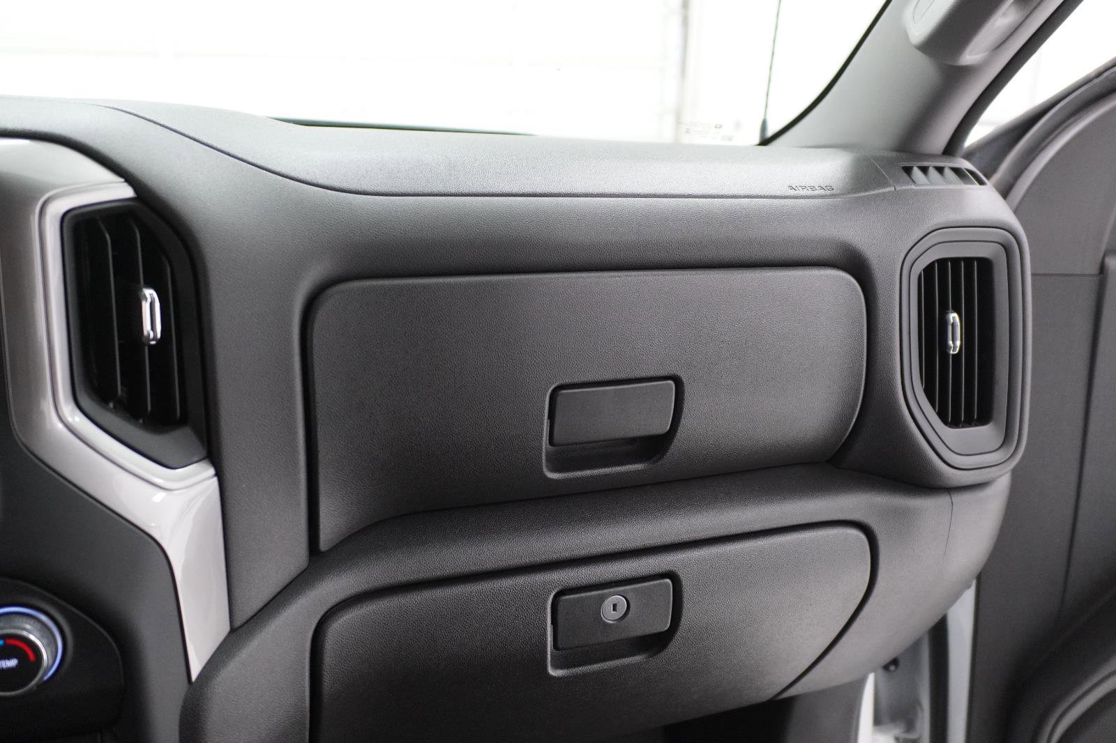 Used 2024 Chevrolet Silverado 1500 Custom AWD/4WD image 25