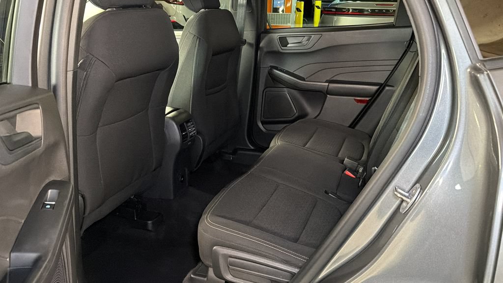 Used 2024 Ford Escape Active w/ Tech Pack #1 AWD/4WD image 15