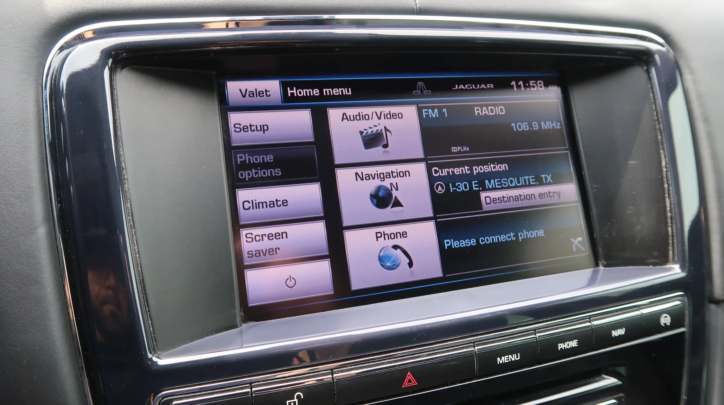 Used 2014 Jaguar XJ R LWB image 39