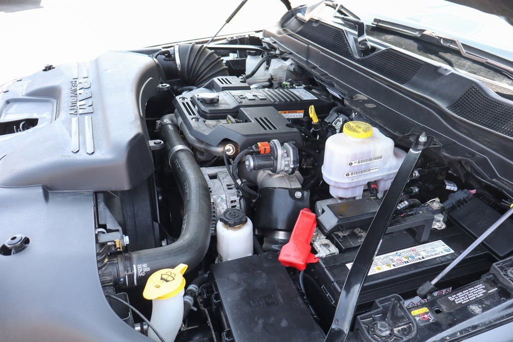 Used 2023 RAM 5500 Tradesman AWD/4WD image 17