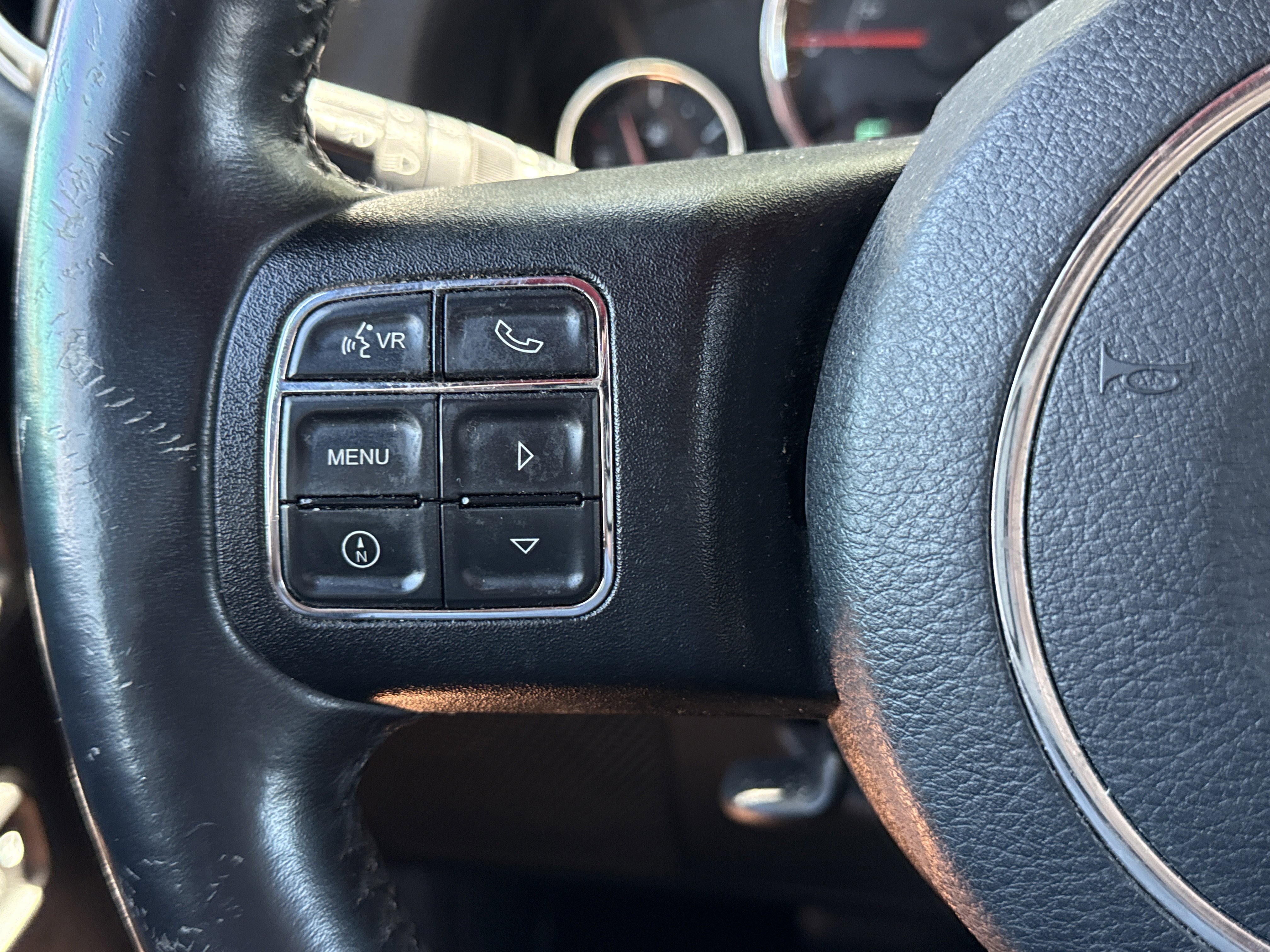 Used 2016 Jeep Wrangler Unlimited Sahara w/ Max Tow Package AWD/4WD image 13