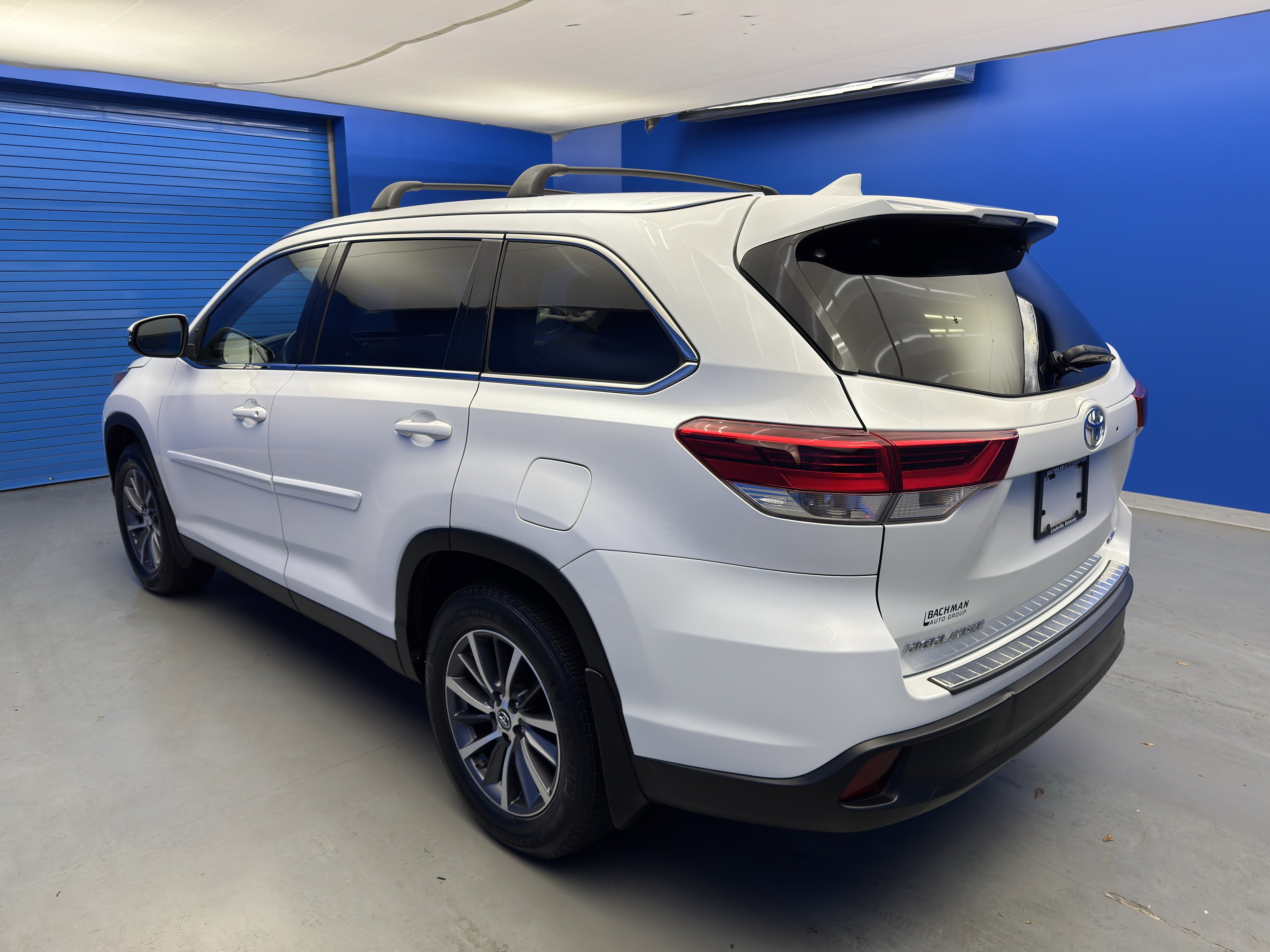 Used 2019 Toyota Highlander XLE image 5