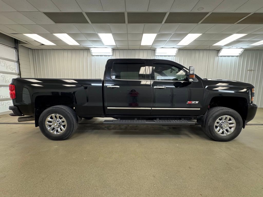 Used 2017 Chevrolet Silverado 3500 LTZ w/ Duramax Plus Package image 5