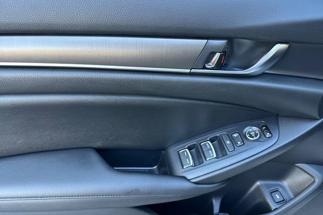 Used 2020 Honda Accord LX image 11