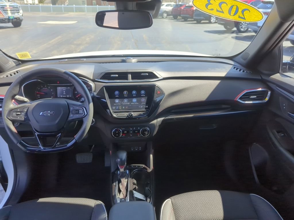 Certified 2023 Chevrolet TrailBlazer RS w/ Convenience Package image 28