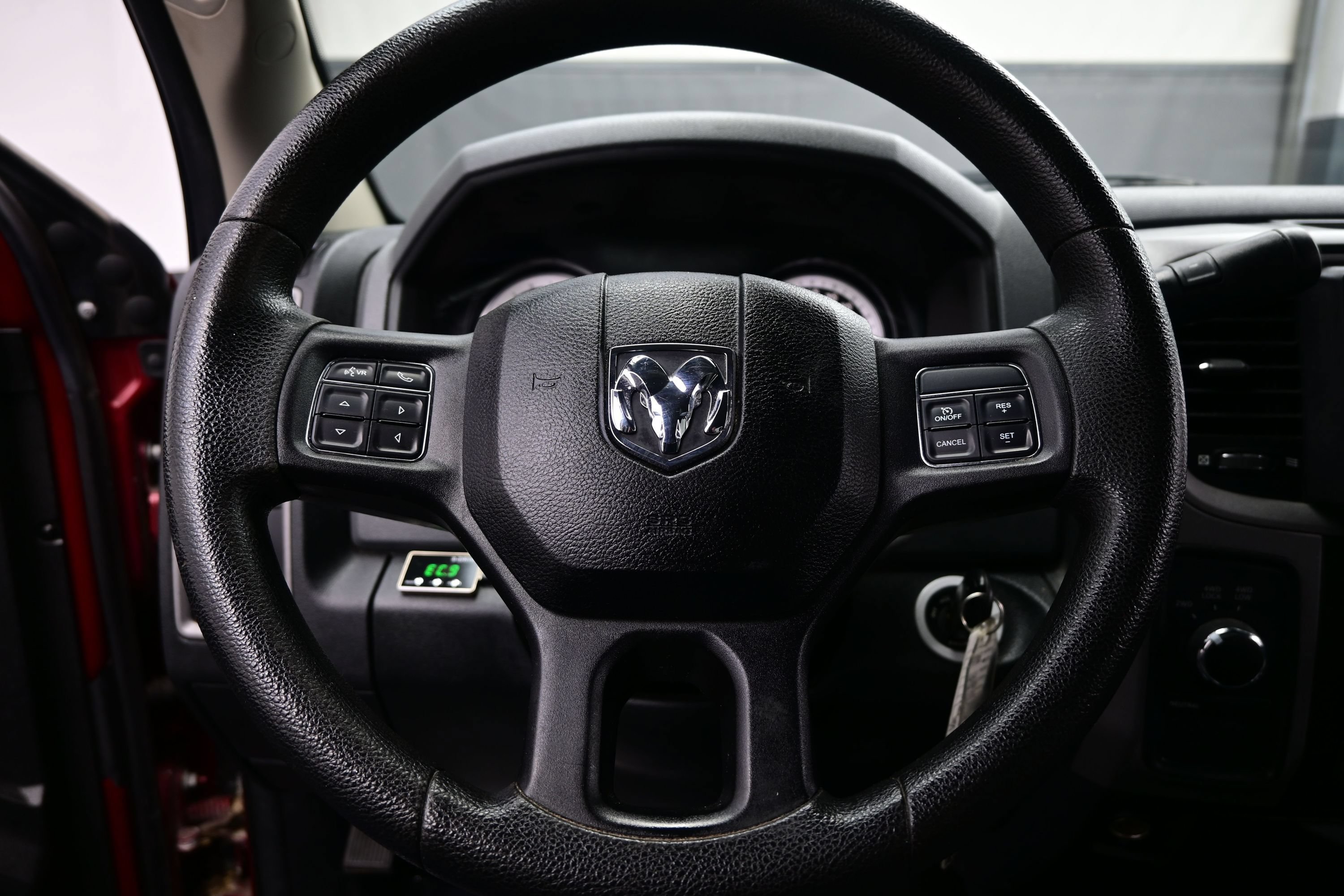 Used 2015 RAM 1500 Express AWD/4WD image 20
