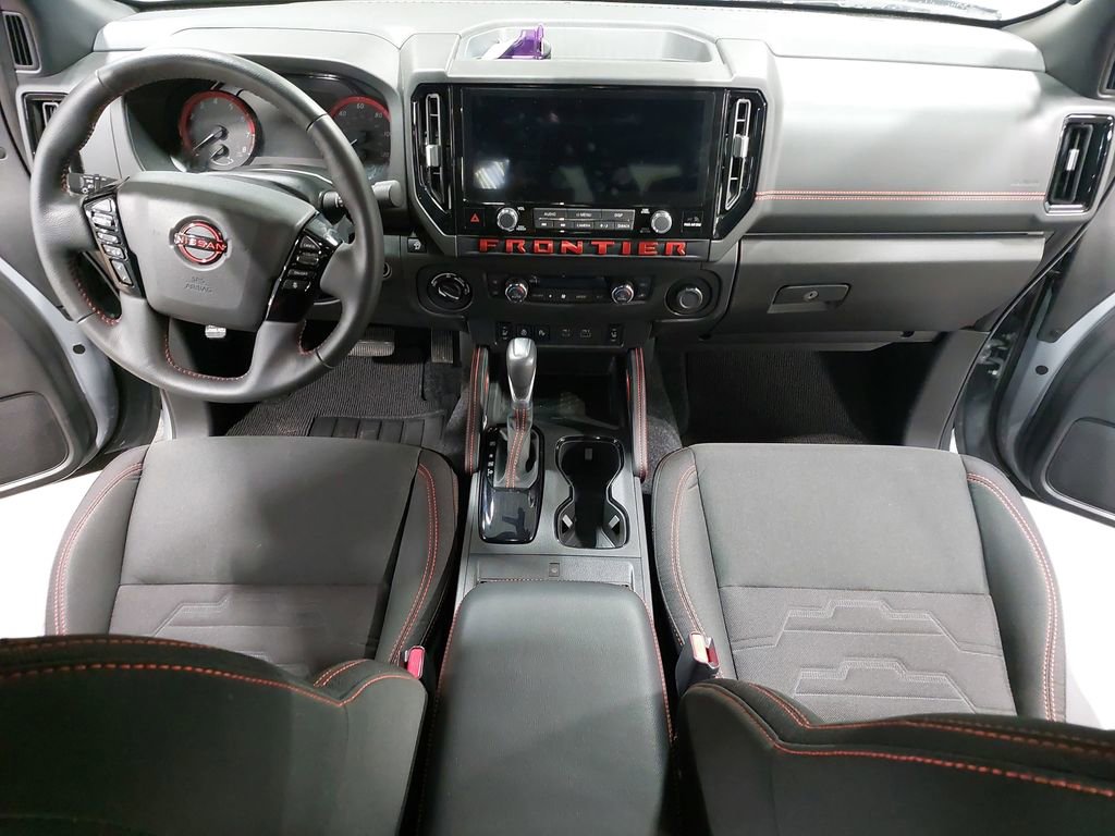 Certified 2025 Nissan Frontier PRO-4X w/ Pro Convenience Package image 9