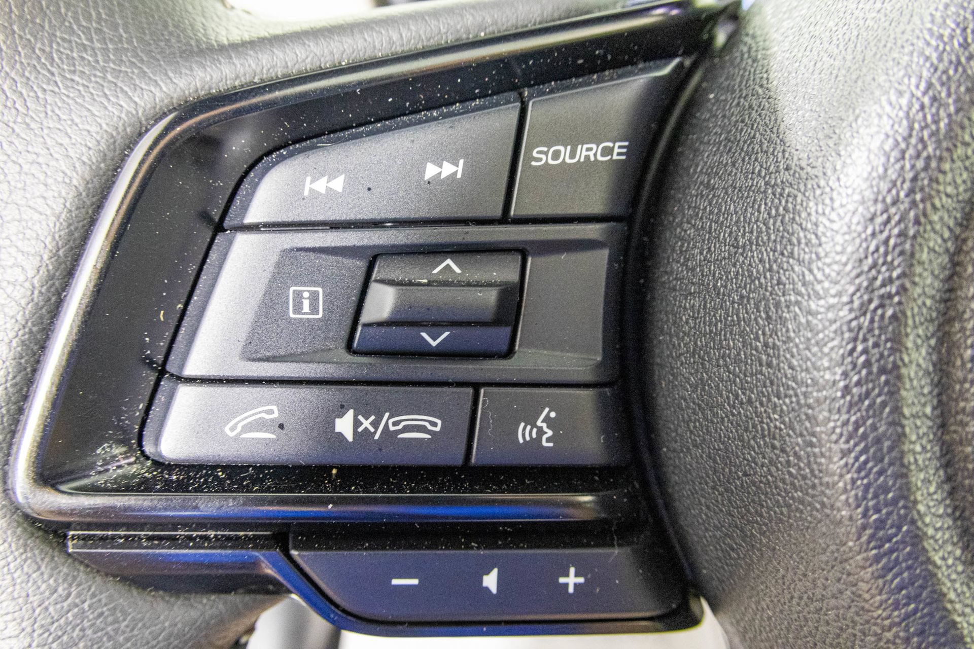Used 2026 Subaru Forester Premium AWD/4WD image 32