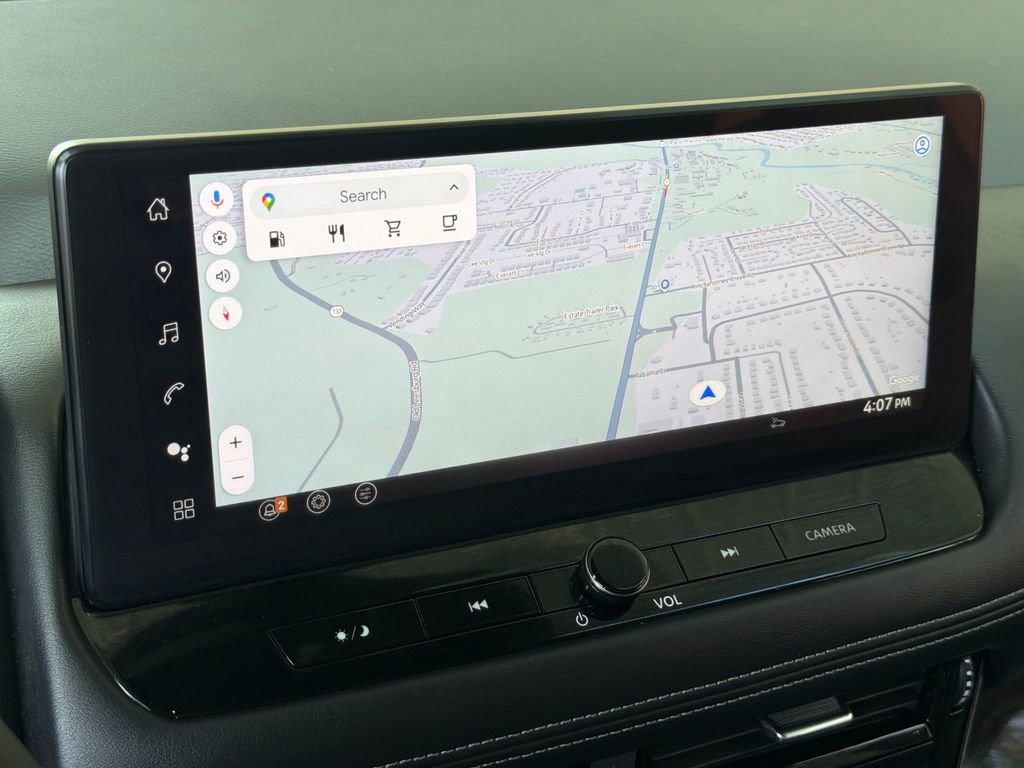 Used 2025 Nissan Rogue SL w/ Tech Package image 7