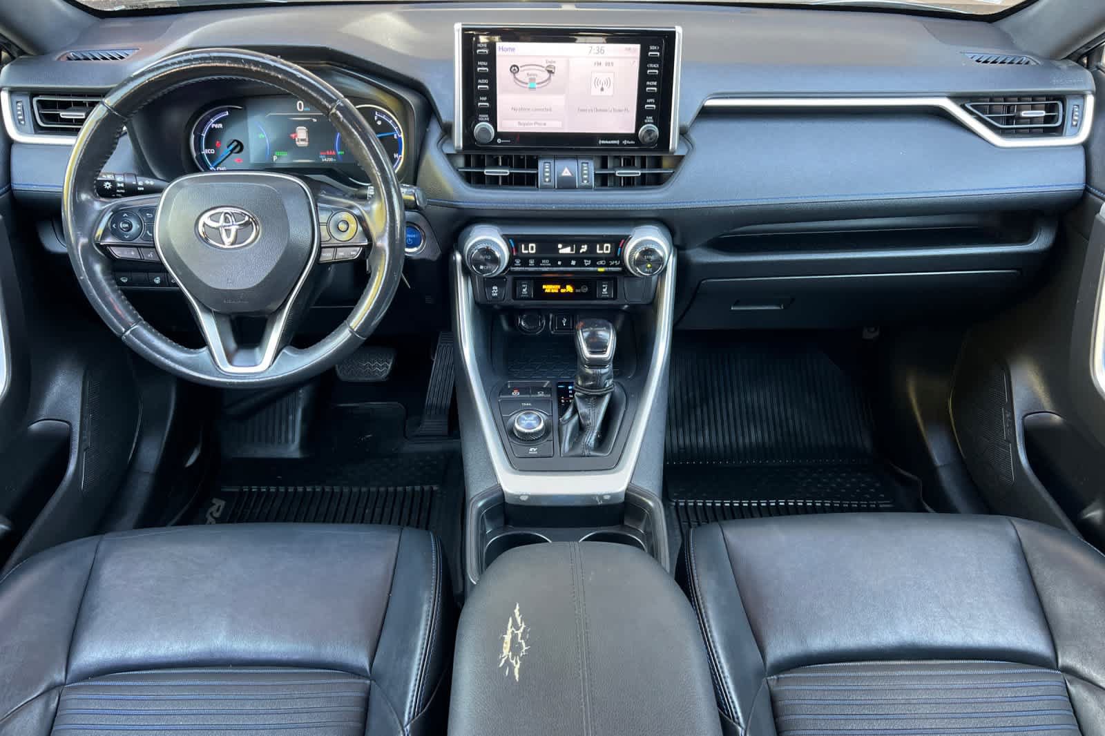 Used 2020 Toyota RAV4 XSE w/ XSE Grade Weather Package AWD/4WD image 3