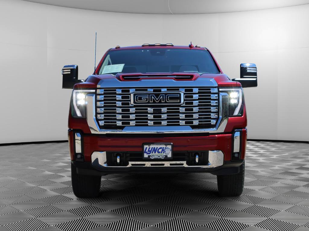Used 2024 GMC Sierra 2500 Denali w/ Technology Package AWD/4WD image 5
