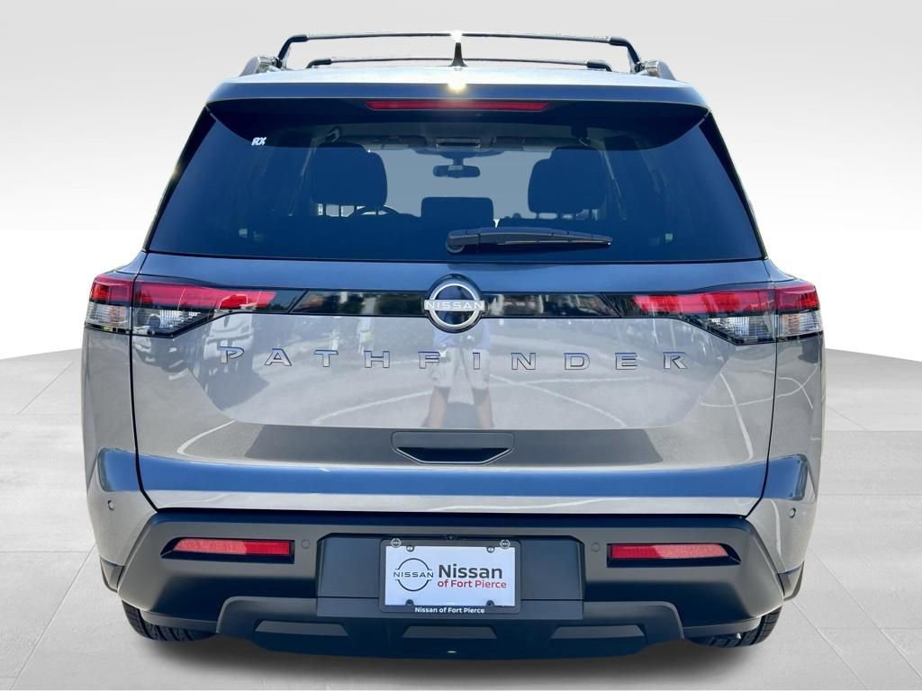 New 2026 Nissan Pathfinder SV image 7