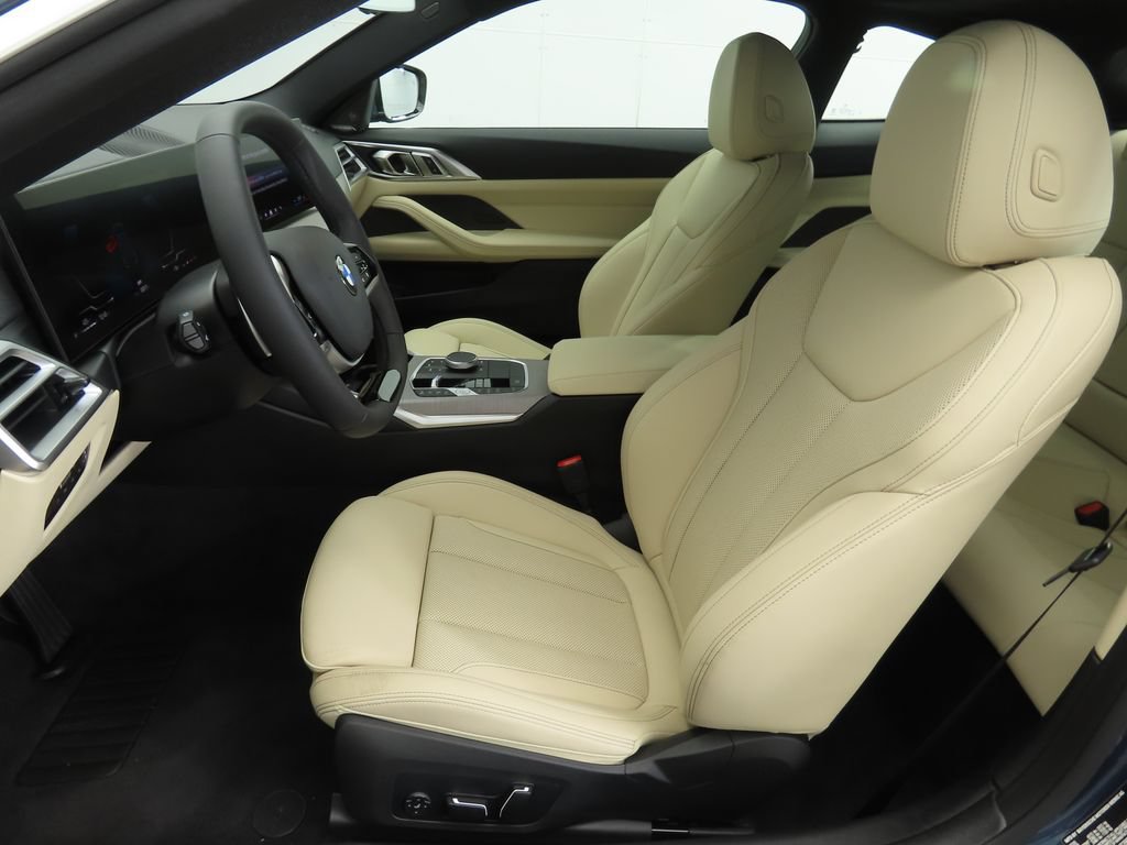 Used 2026 BMW 430i Coupe w/ Premium Package RWD image 19