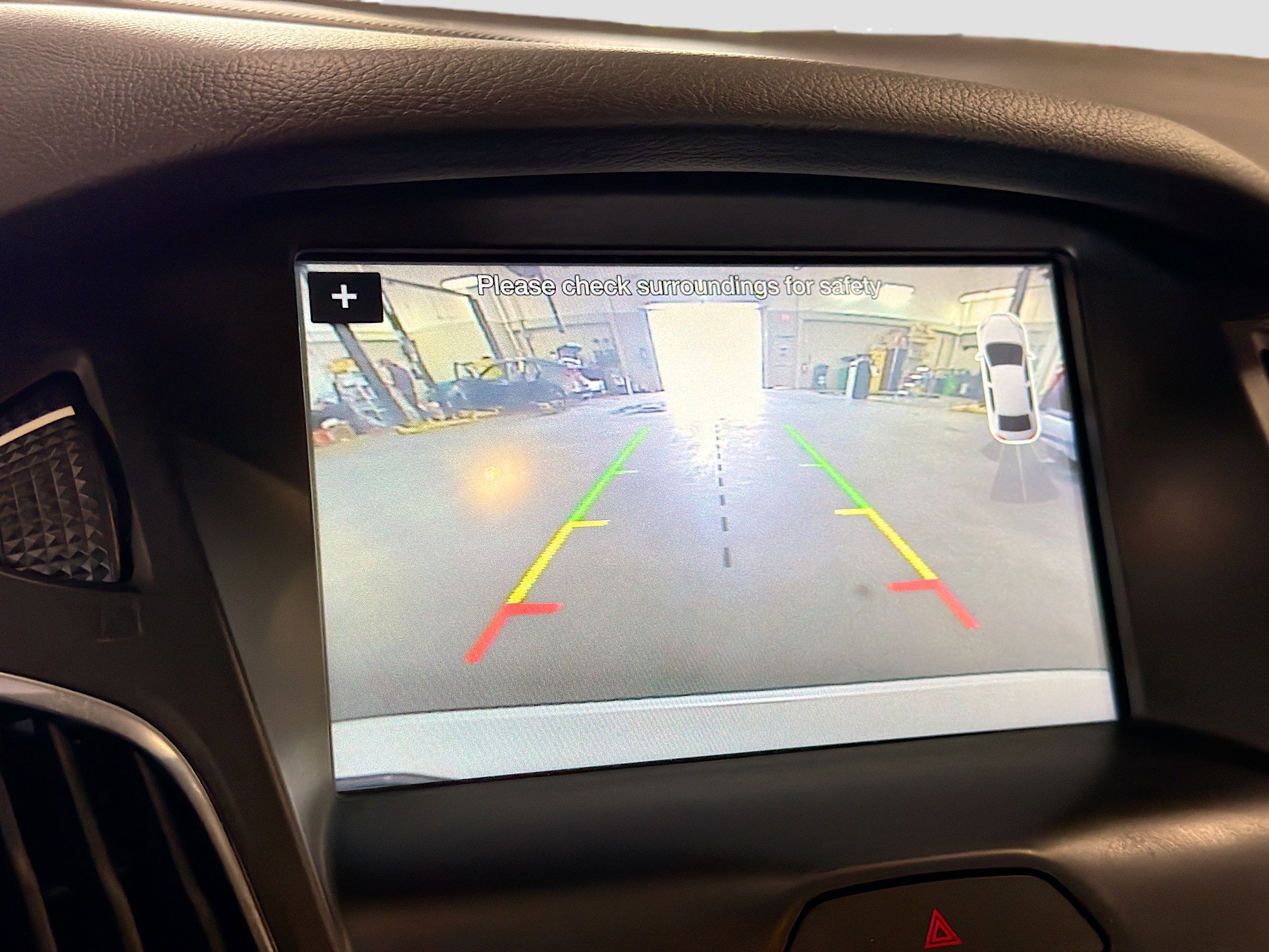 Used 2016 Ford Focus Titanium FWD image 23