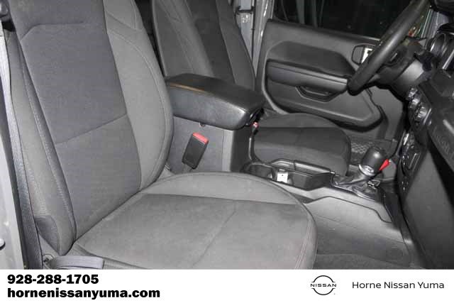 Used 2023 Jeep Wrangler Unlimited image 6