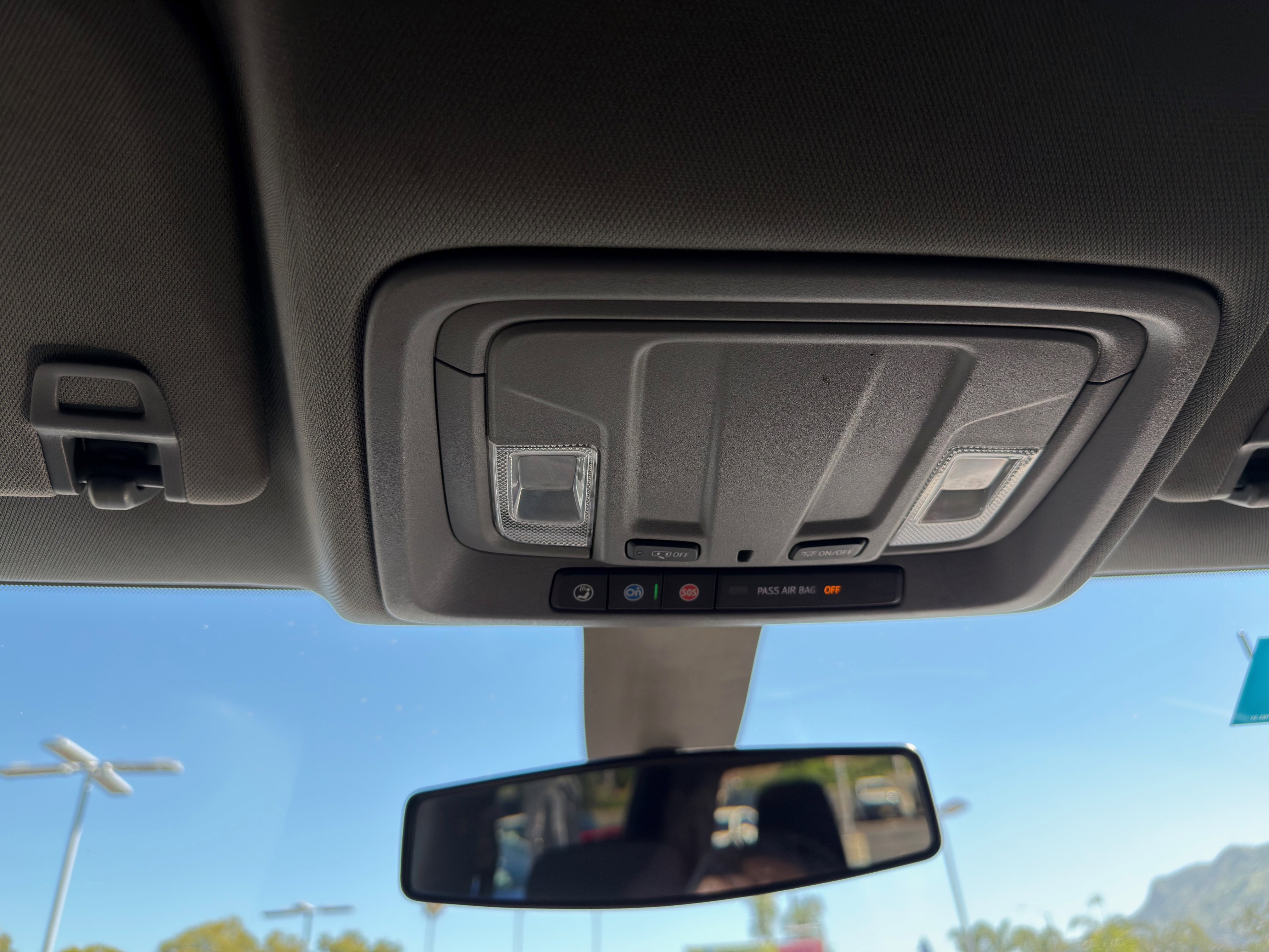 Used 2022 Chevrolet Silverado 2500 LT w/ Convenience Package image 38