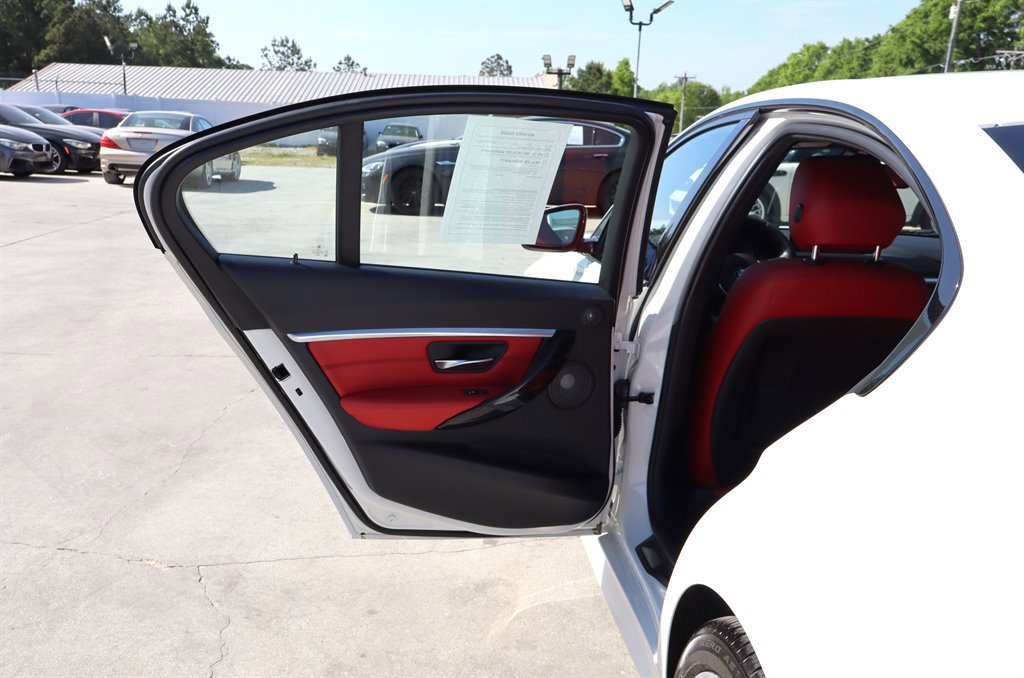 Used 2016 BMW 340i xDrive Sedan image 39