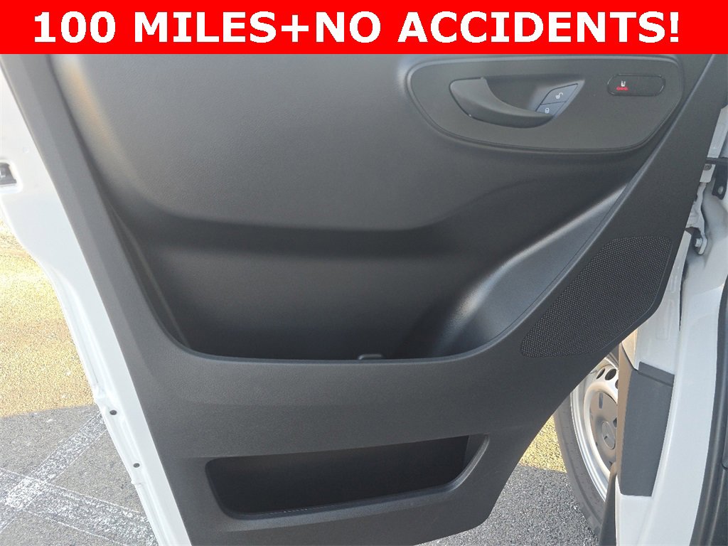 Used 2025 Mercedes-Benz Sprinter 2500 image 19