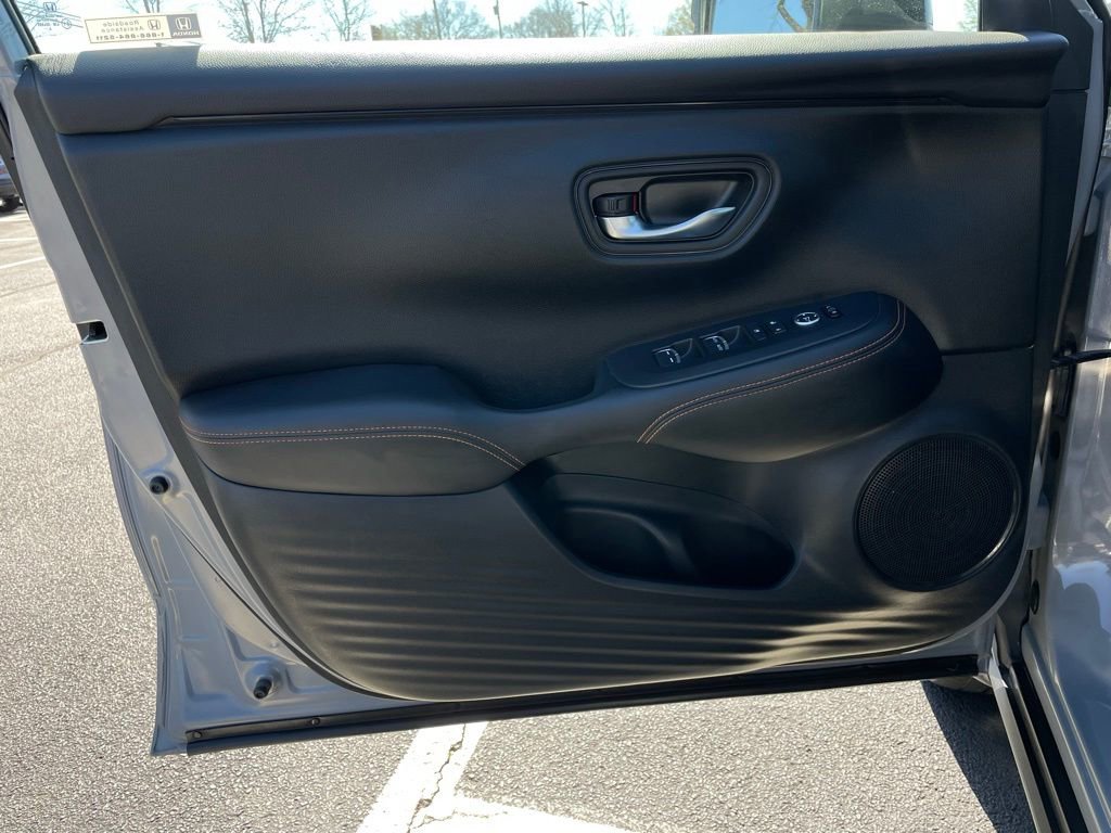 Used 2023 Honda HR-V Sport image 23