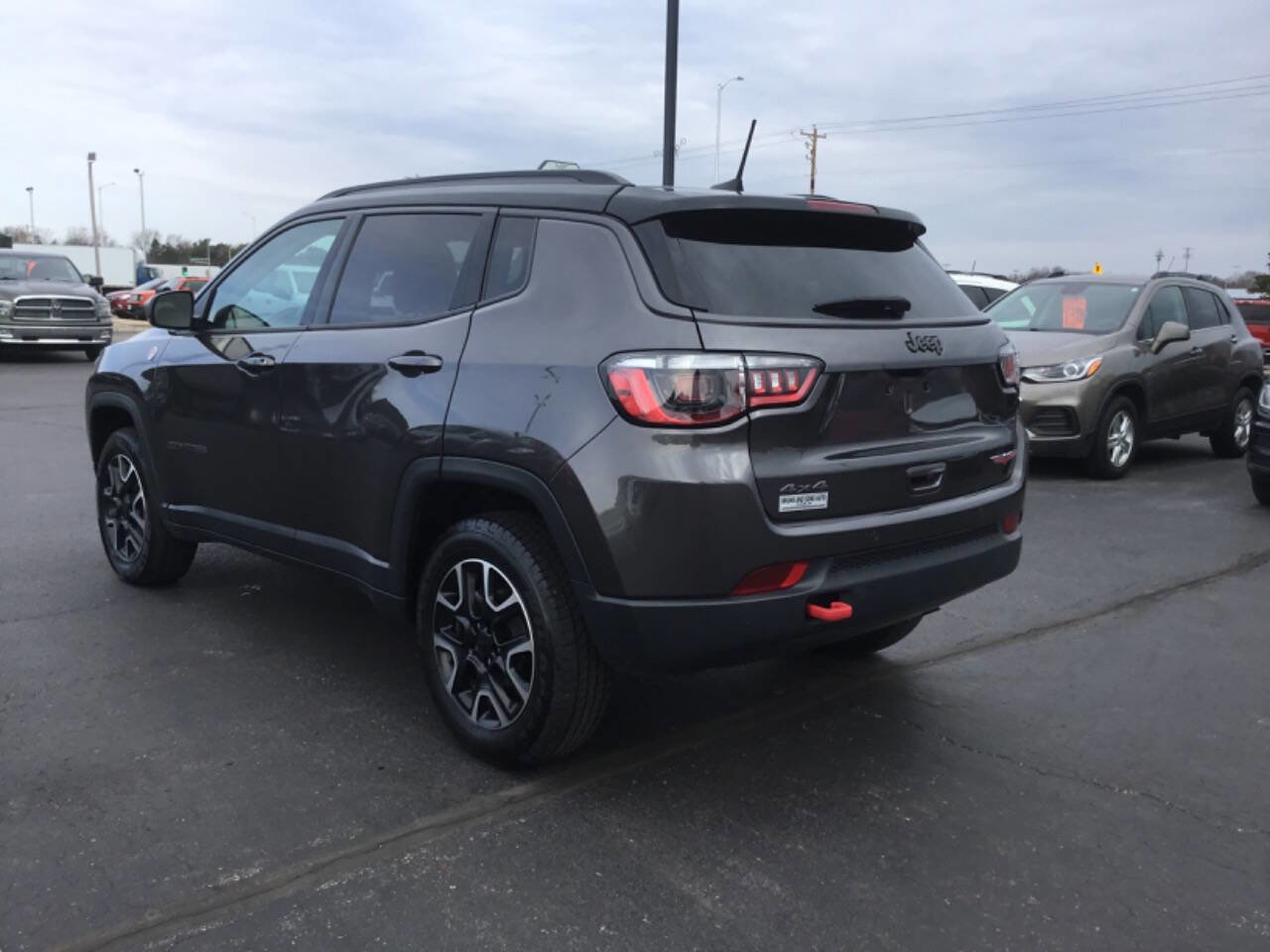 Used 2021 Jeep Compass Trailhawk image 5