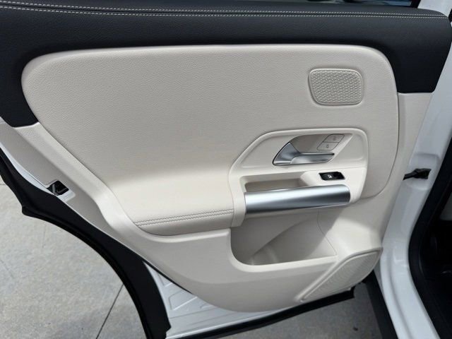 New 2025 Mercedes-Benz GLA 250 image 15