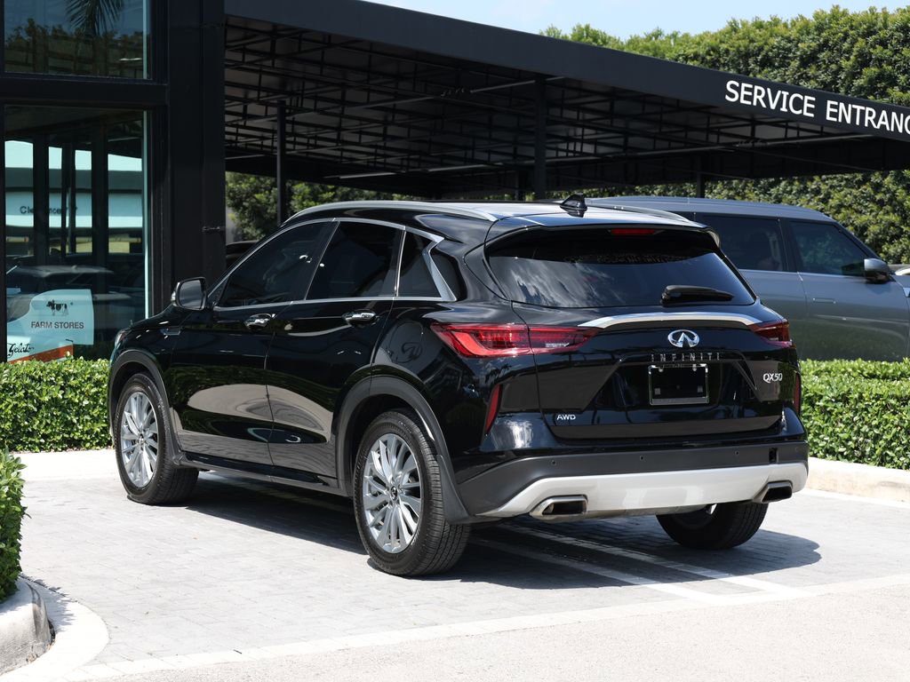 Certified 2025 INFINITI QX50 Luxe AWD/4WD image 5