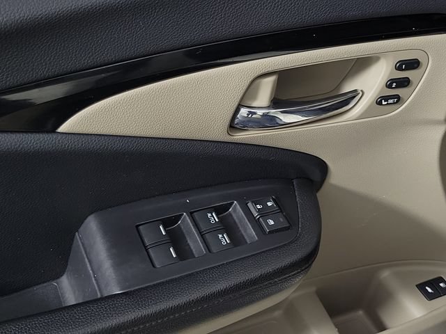 Used 2019 Honda Pilot Touring image 23