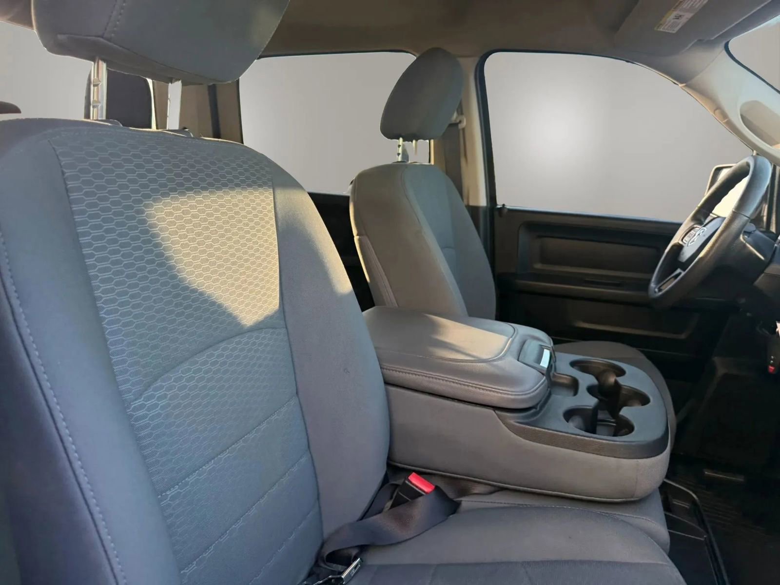 Used 2018 RAM 1500 Express w/ Express Value Package AWD/4WD image 45