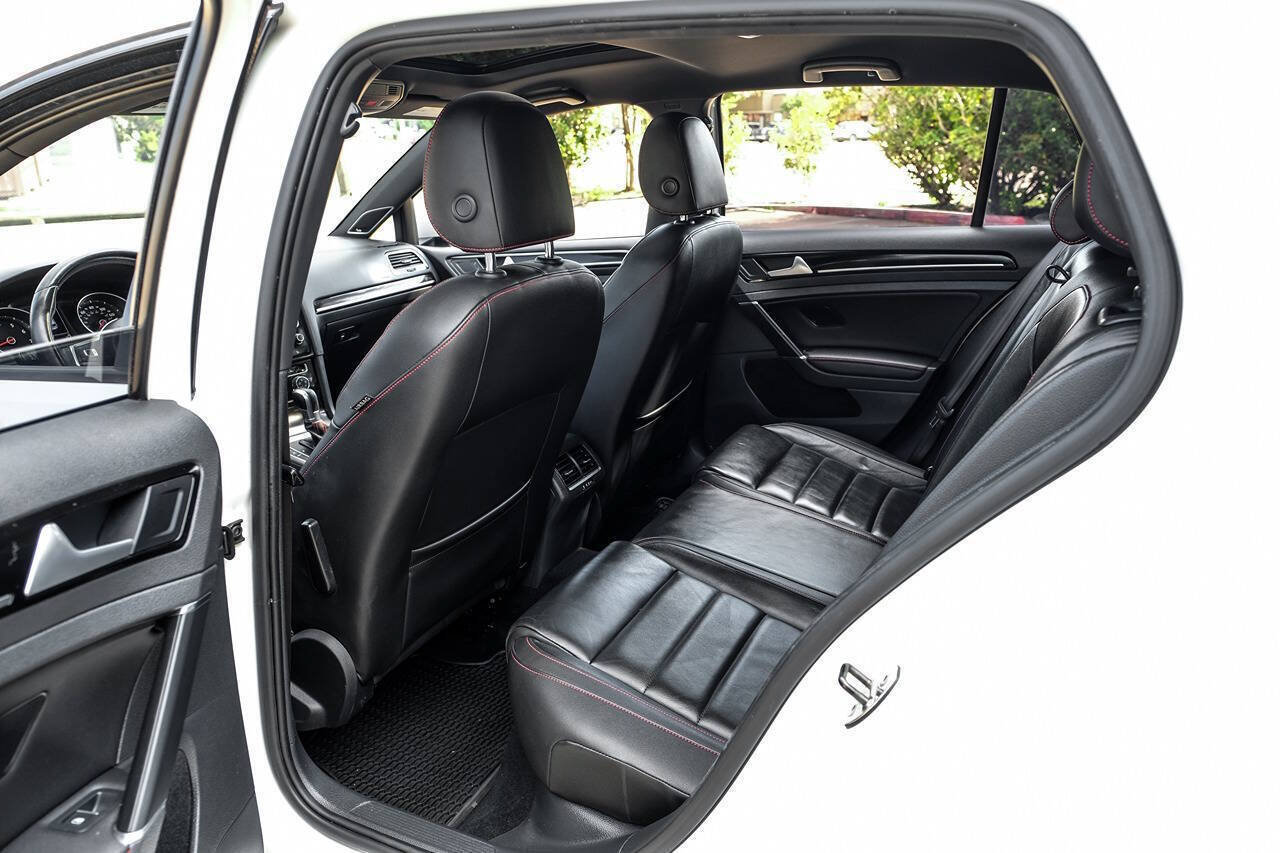 Used 2016 Volkswagen GTI SE w/ Lighting Package (SEL) FWD image 35