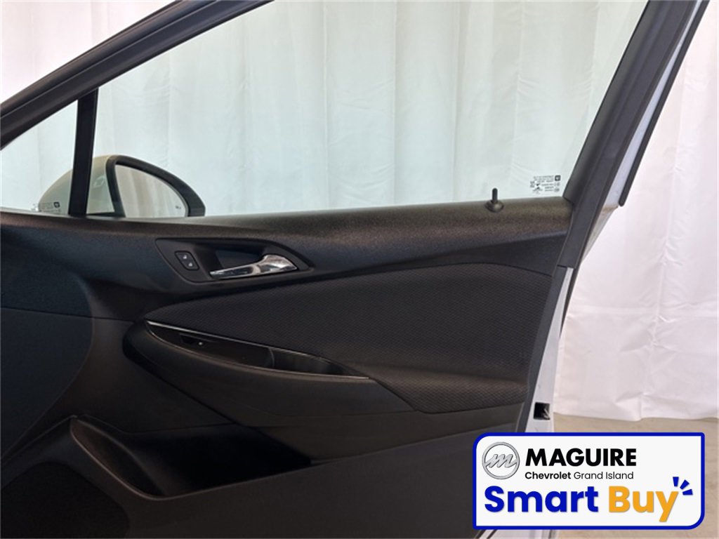 Used 2019 Chevrolet Cruze LT w/ Convenience Package image 21