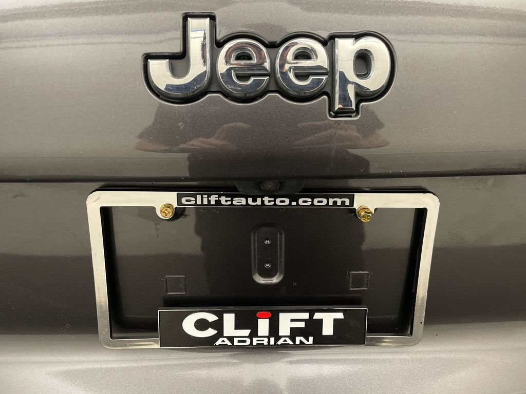 Used 2020 Jeep Cherokee Limited AWD/4WD image 24