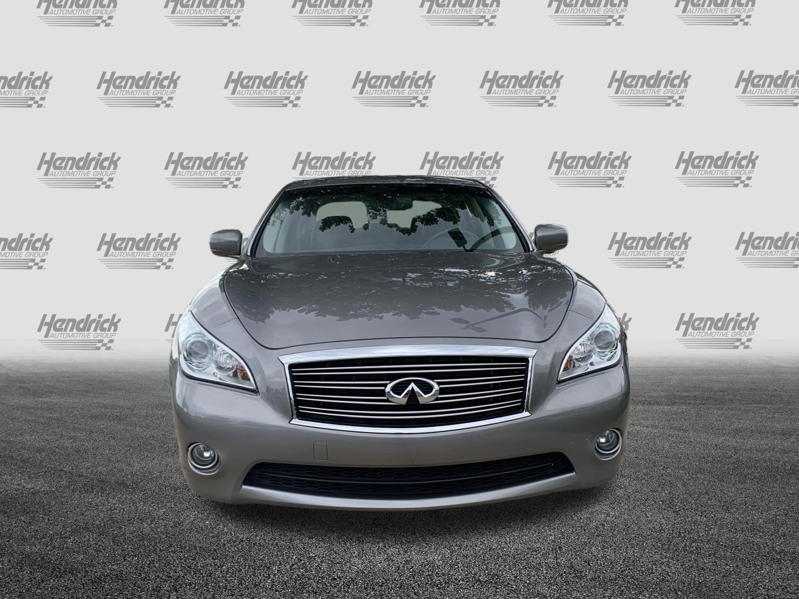 Used 2013 INFINITI M37 w/ Premium Pkg RWD image 3